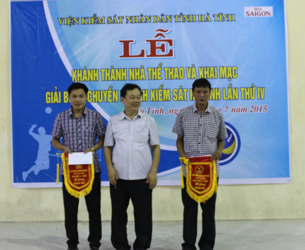 Đồng giải Ba cho hai đội Liên quân Hương Khê - Vũ Quang và Liên quân Nghi Xuân - Hồng Lĩnh - Lộc Hà